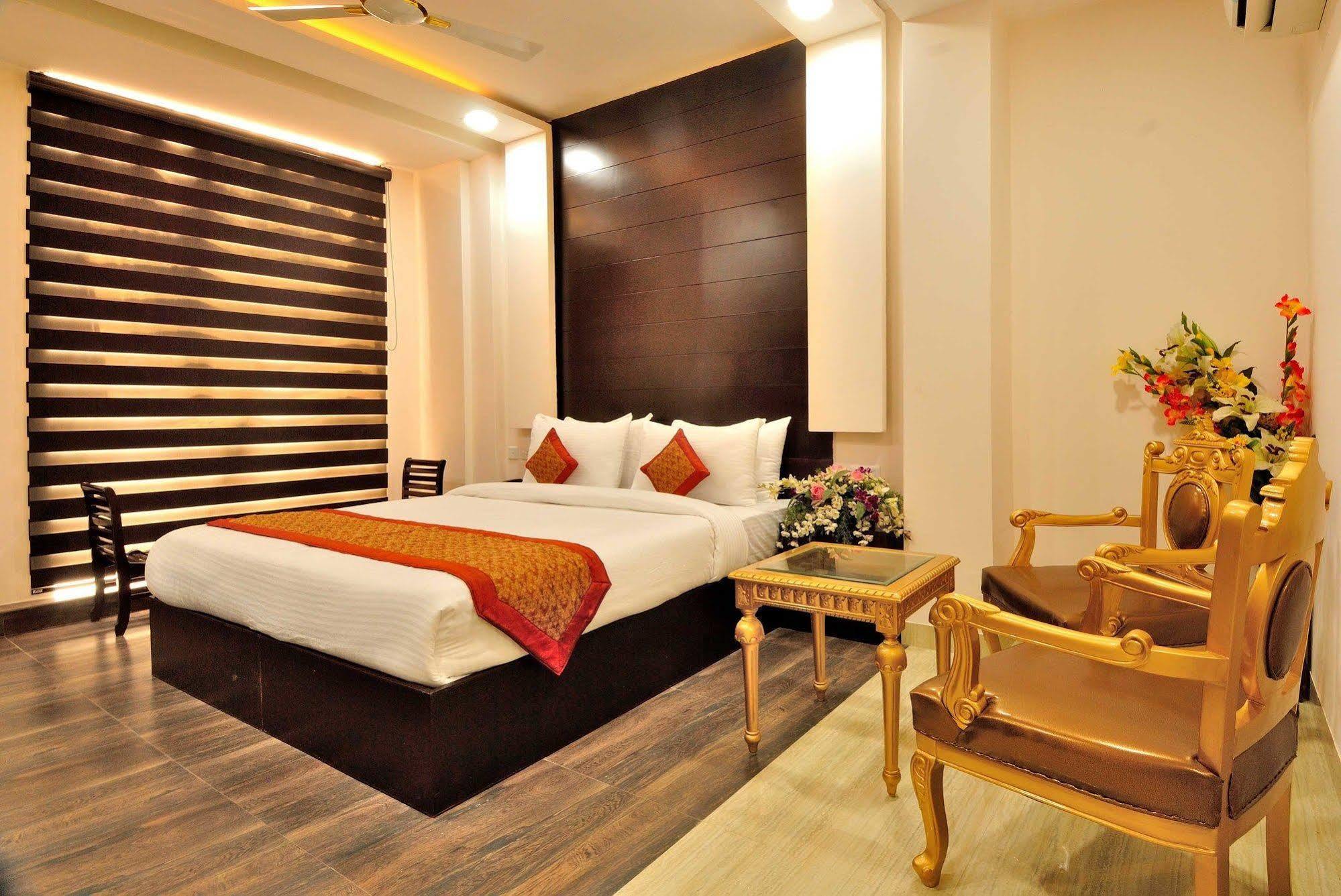 Hotel Kings Inn, Karol Bagh, New Delhi Exterior photo